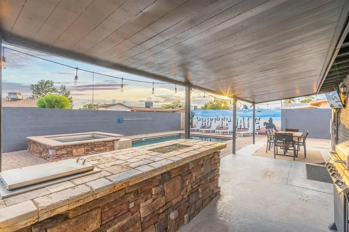 Holiday home Heated Pool, Spa, Modern 3B Oasis, Scottsdale Tempe United States
